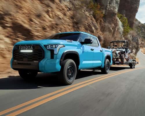 Toyota Tundra hauling offroad vehicles