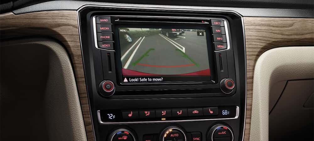 2017 Volkswagen Passat Interior Backup Camera