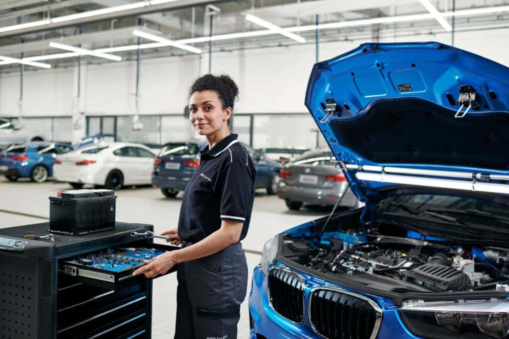 How to Schedule Your BMW Service Online | Bill Jacobs BMW