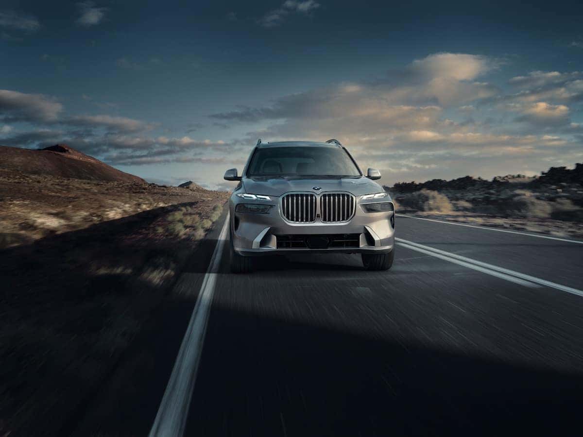 Front Shot of BMW X7