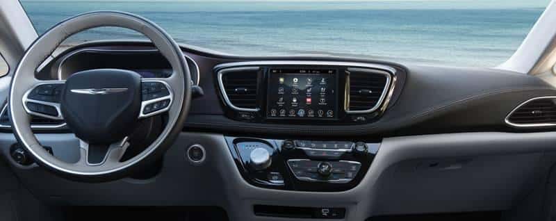 2017 Chrysler Pacifica Hybrid Interior