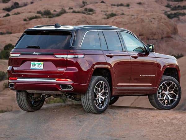 2023 Jeep Grand Cherokee Review, Specs & Features