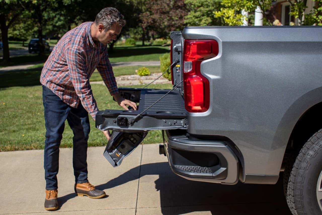 2021 Chevrolet Silverado Multi-Flex Tailgate | Delaware, OH