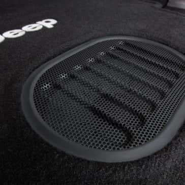 2017 Jeep Wrangler interior features
