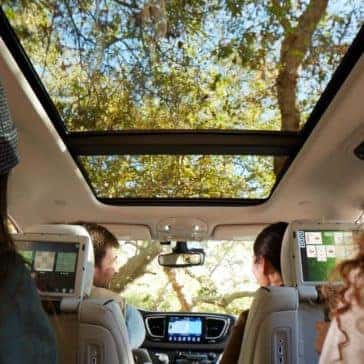 2018 Chrysler Pacifica interior