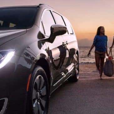 2018 Chrysler Pacifica dark exterior