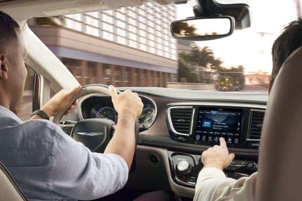 2018 Chrysler Pacifica Entertainment