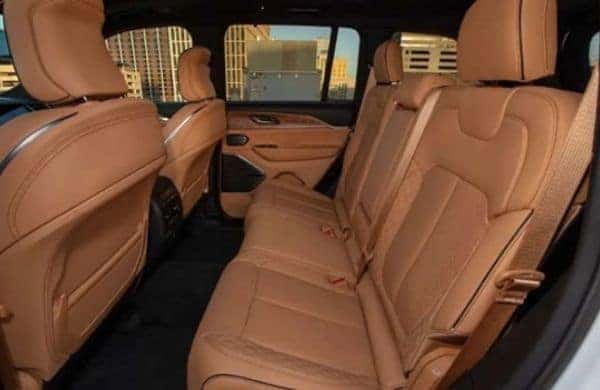 2023 Jeep Grand Cherokee Interior