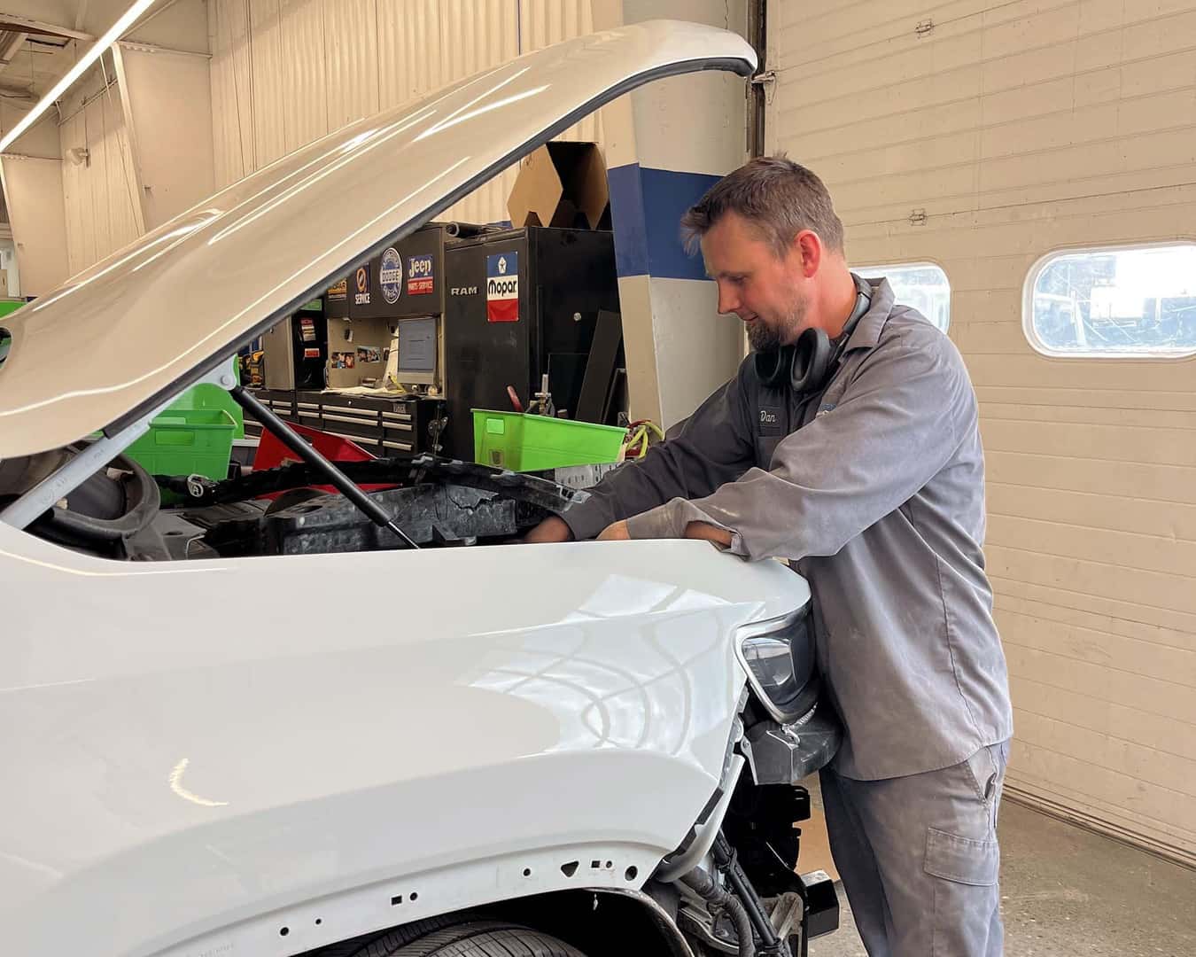 Gerber Collision Repair Near Me - 8e7uh8t