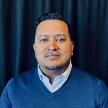 Robert Flores