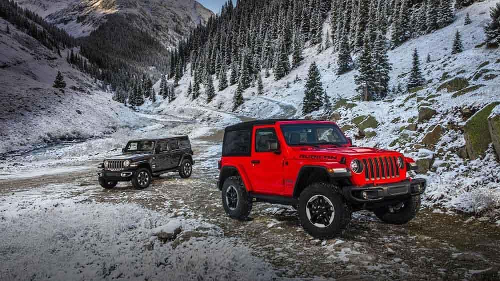 2018 Jeep Wrangler 2-Door and 4-Door Models in the mountains