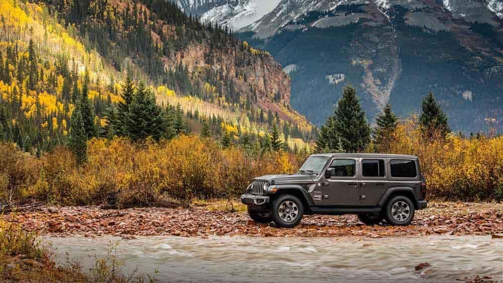 2018 Jeep Wrangler 4-Door Parked in the Mountains