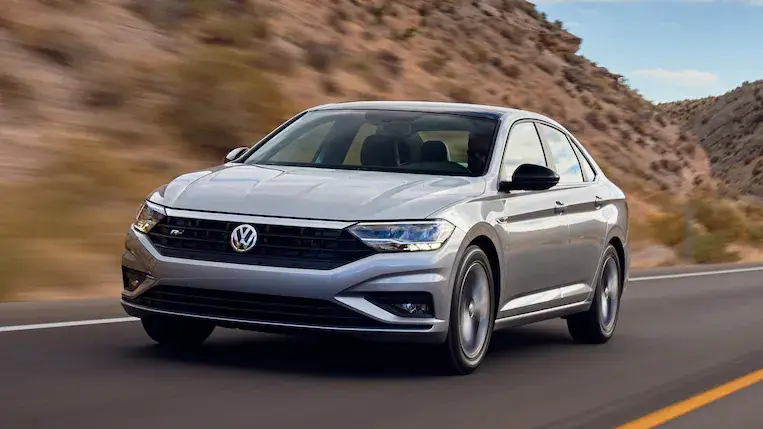 Compare The 2021 Volkswagen Jetta vs. 2021 Toyota Corolla