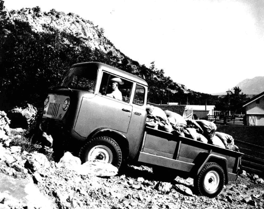 JEEP FC-150/170 PICKUP