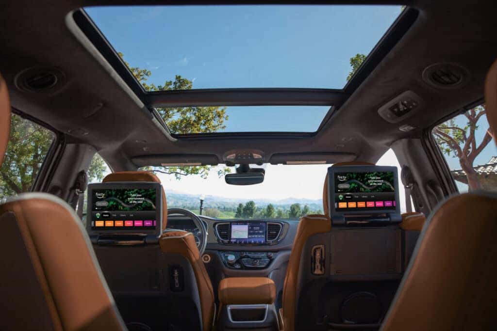 The interior of the 2025 Chrysler Pacifica.