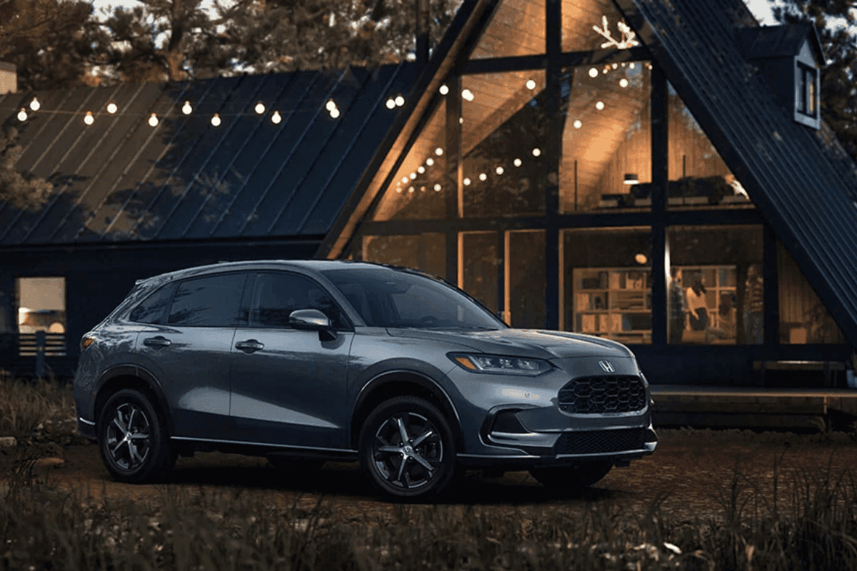 2023 Honda HR-V Exterior Cabin
