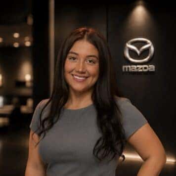 Alona Valladares
