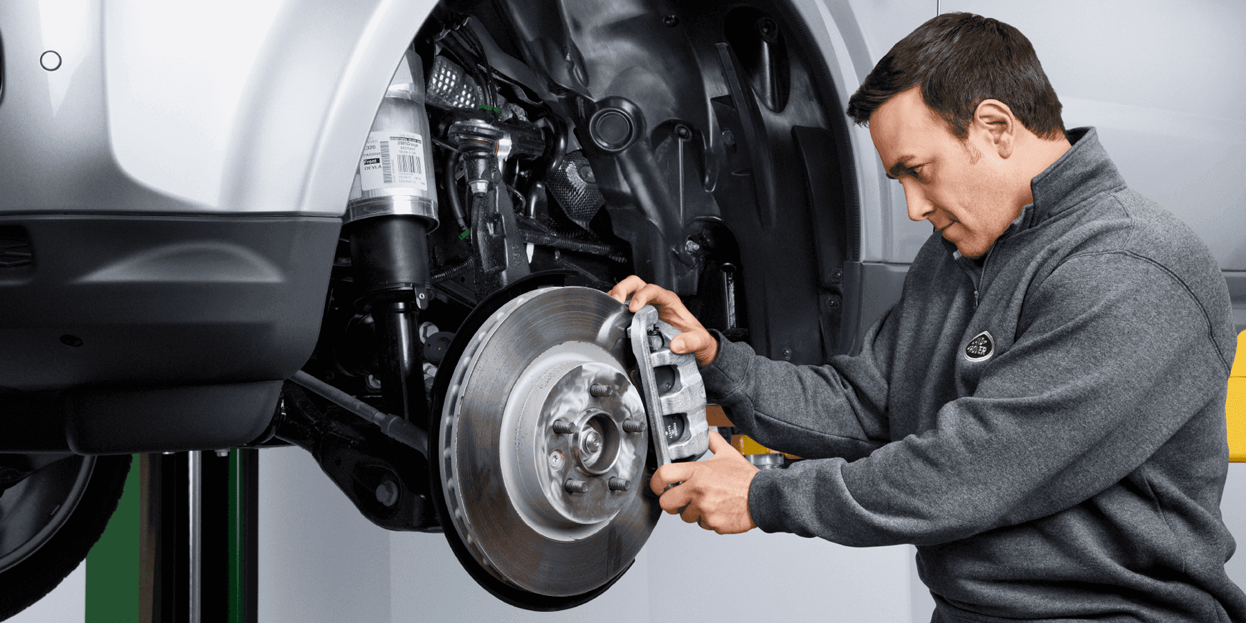 Land Rover Service Technician