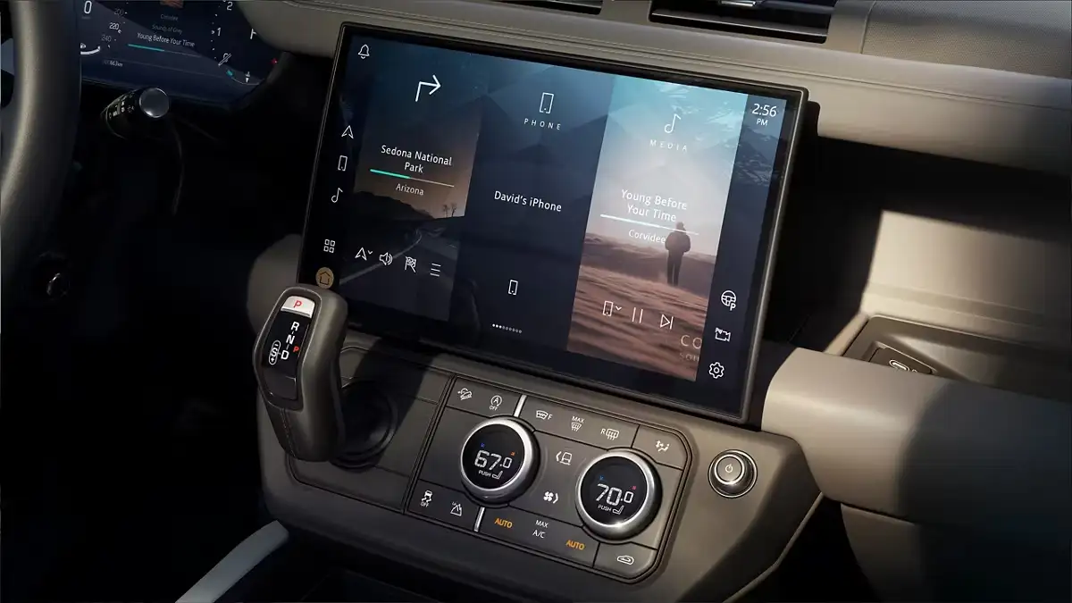 2026 Land Rover Defender 130 Technology.