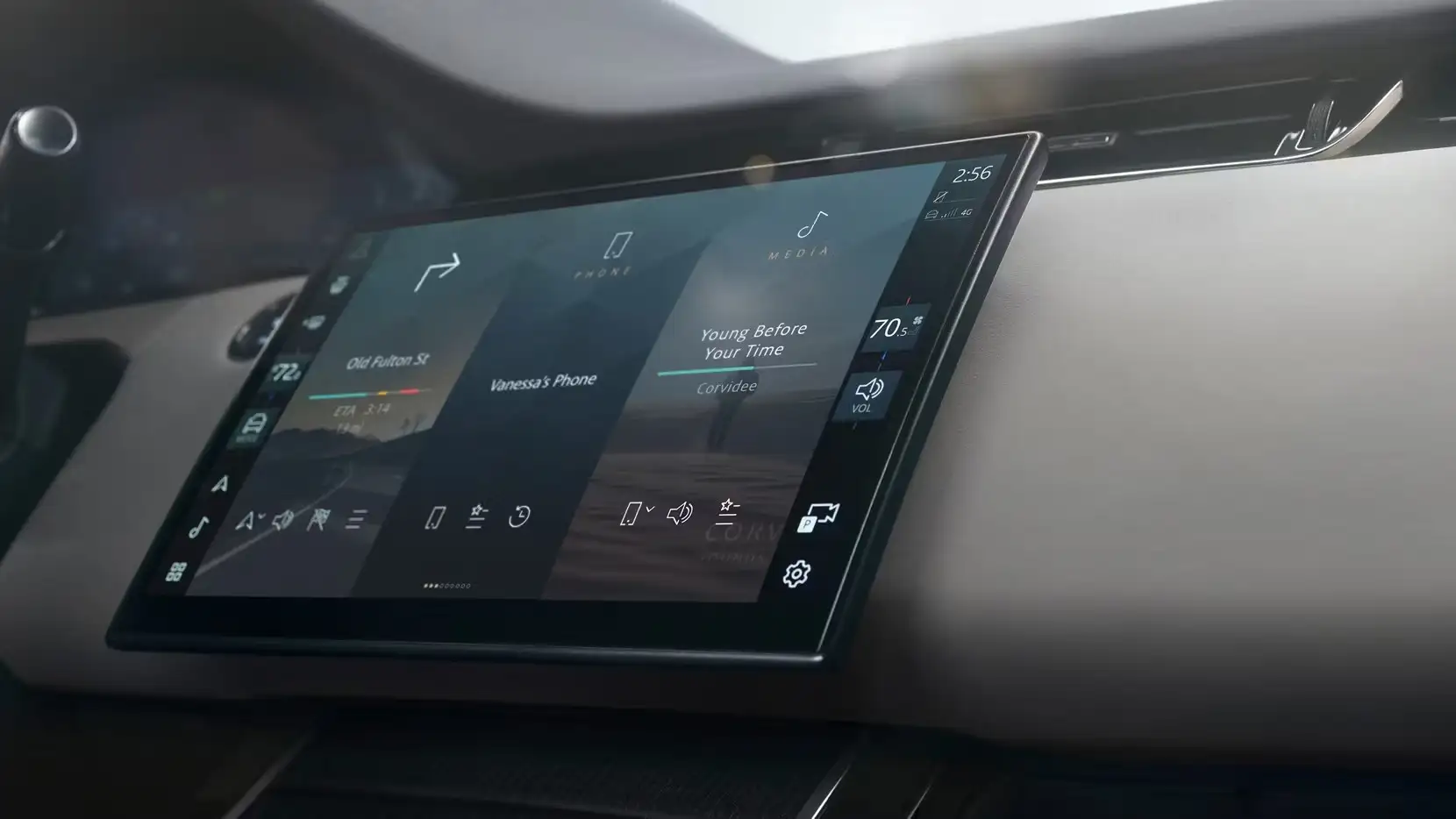 2026 Range Rover Evoque Technology.