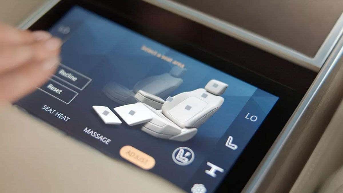 2026 Land Rover Range Rover Pivi Pro touchscreen and driver display, interior detail
