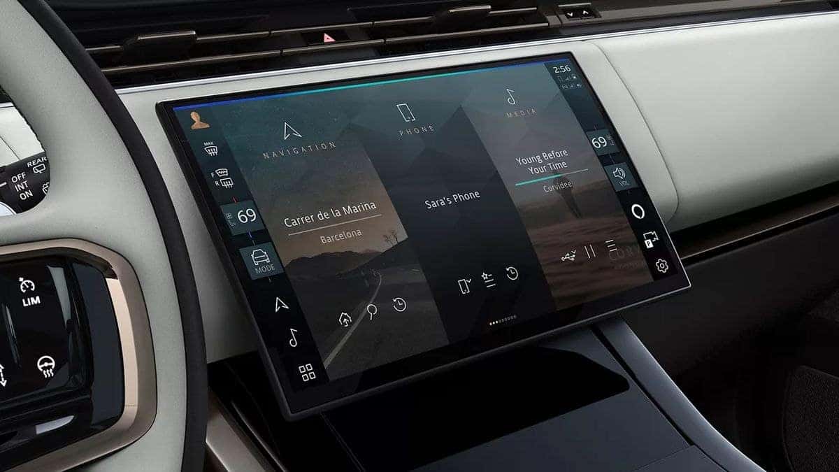 2026 Range Rover Sport interior with Pivi Pro touchscreen, standard on SE and every trim above it