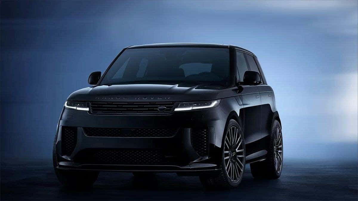 2026 Range Rover Sport SV Black front view