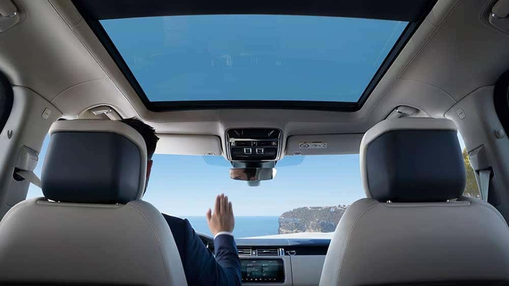 2019 Range Rover interior features
