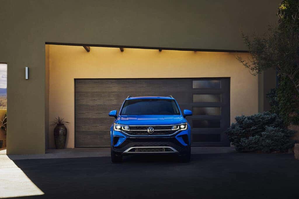 2023 Volkswagen Taos, blue SUV