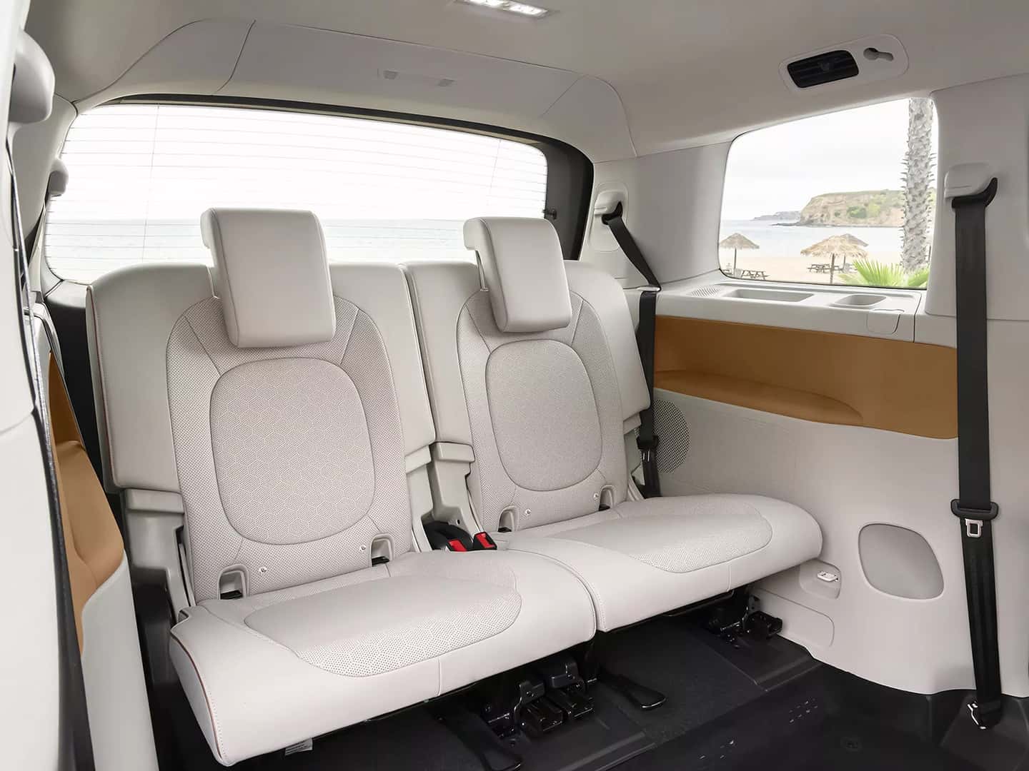 2025 ID.Buzz interior