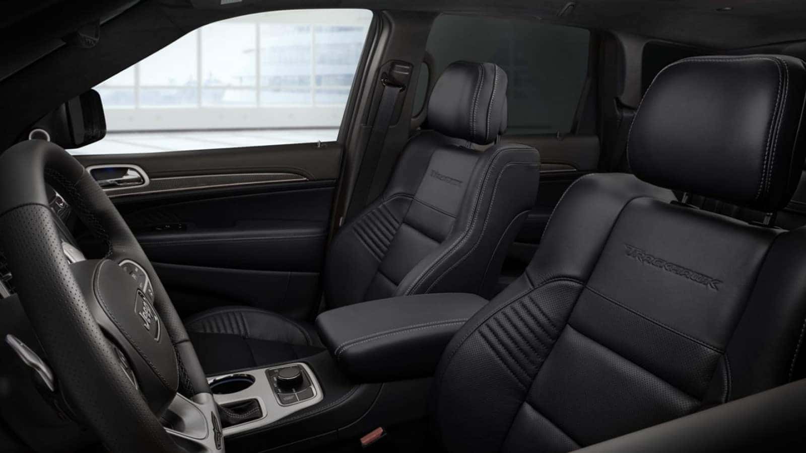 Spacious interior of the 2020 Grand Jeep Cherokee