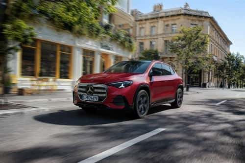 Mercedes-Benz GLA driving in town