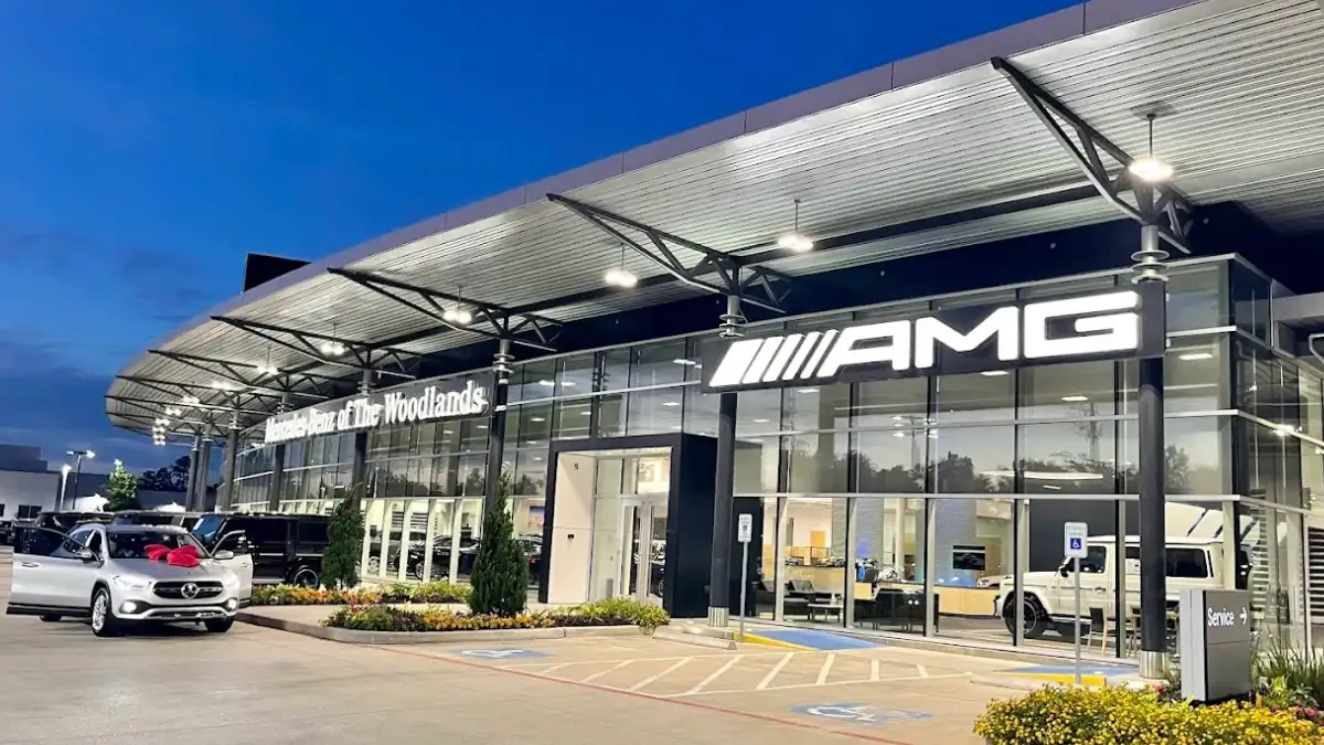 Mercedes-Benz Dealer in North Houston, TX