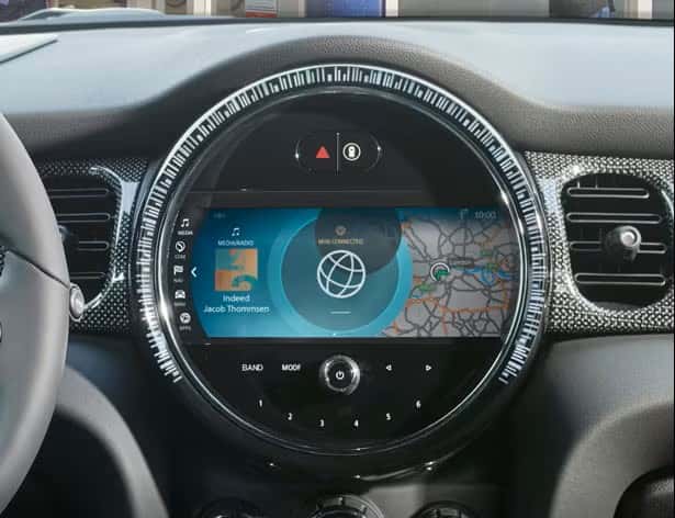 Dashboard of a used MINI Cooper