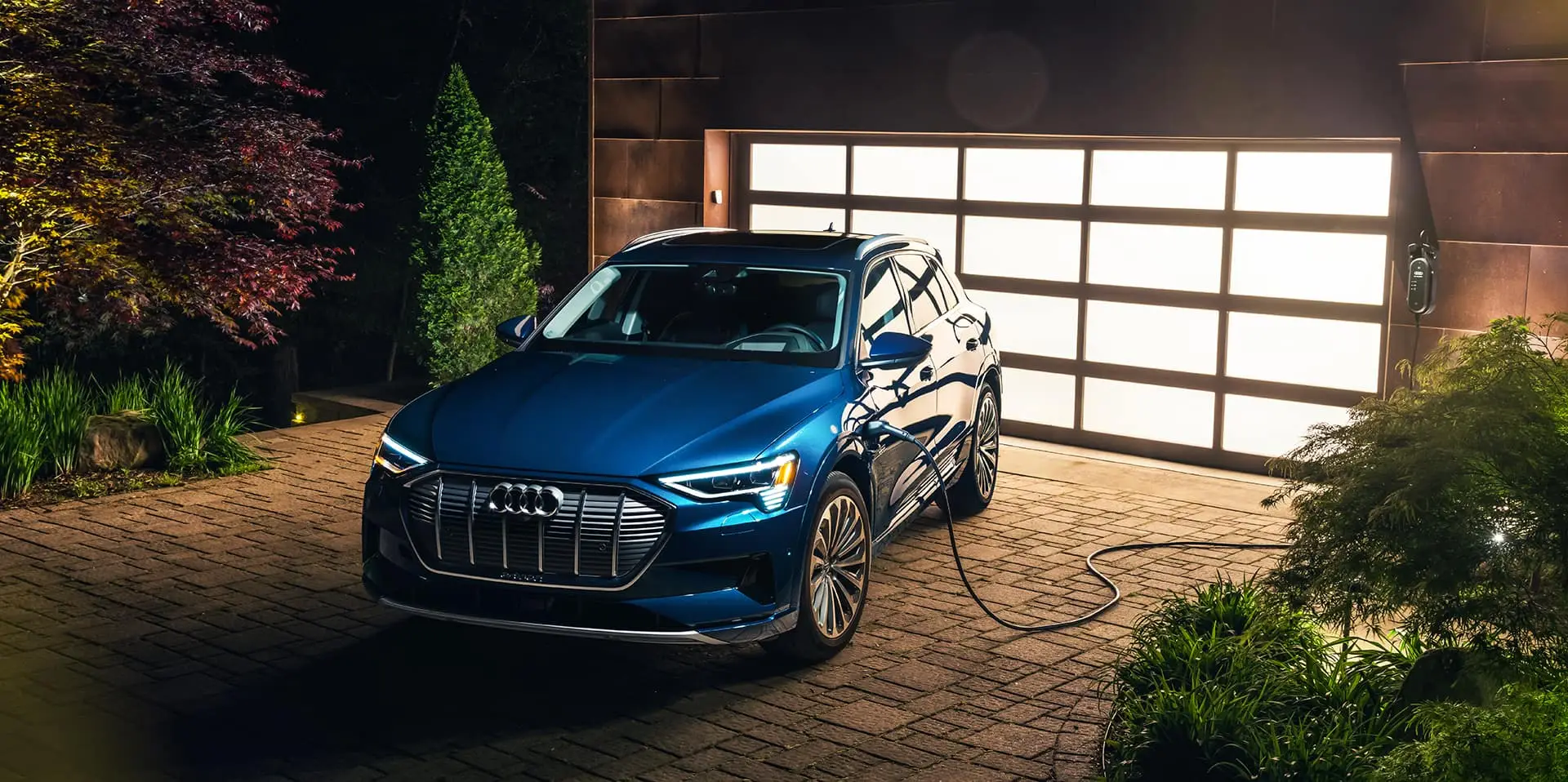 How long to charge on sale audi e tron