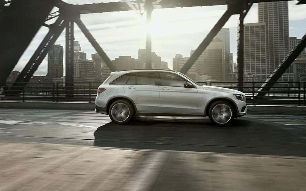 2018-MB-GLC-300-Exterior-Gallery-2