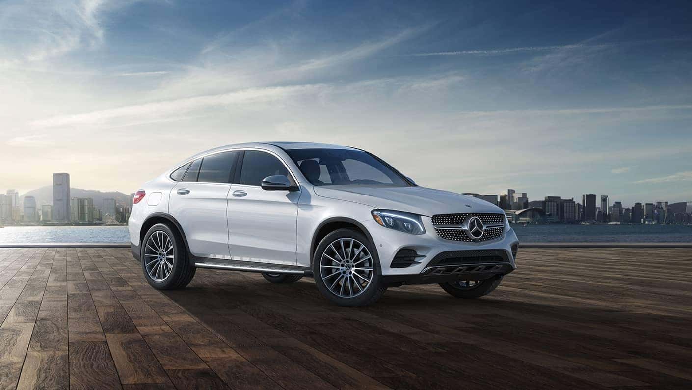 2019 Mercedes-Benz GLC city in background