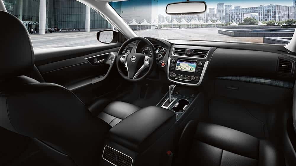 2017 Nissan Altima interior seats