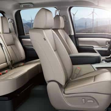 2017 Nissan Titan interior seating