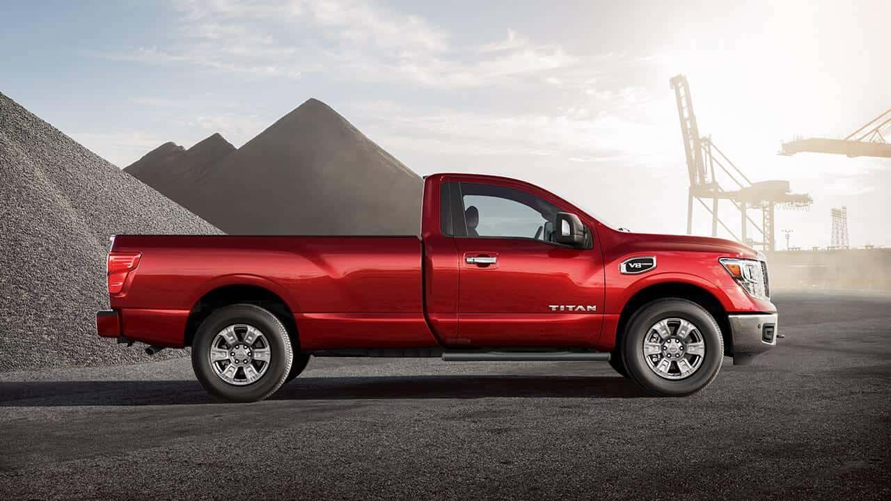 2017 Nissan Titan side view