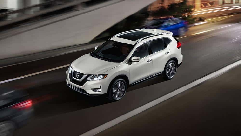 2017 Nissan Rogue white exterior model