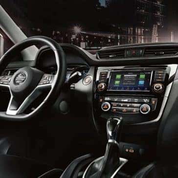 2020 Nissan Rogue Sport Dash