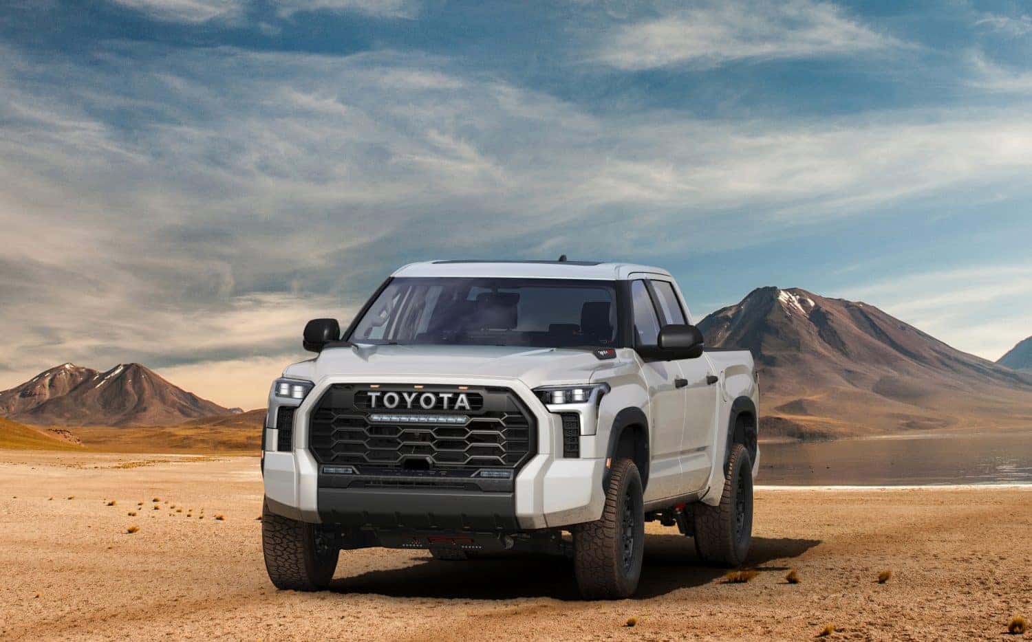 Virtual, Global Next-Gen Toyota Hilux Feels Like an Invincible Mid-Size  Tundra - autoevolution