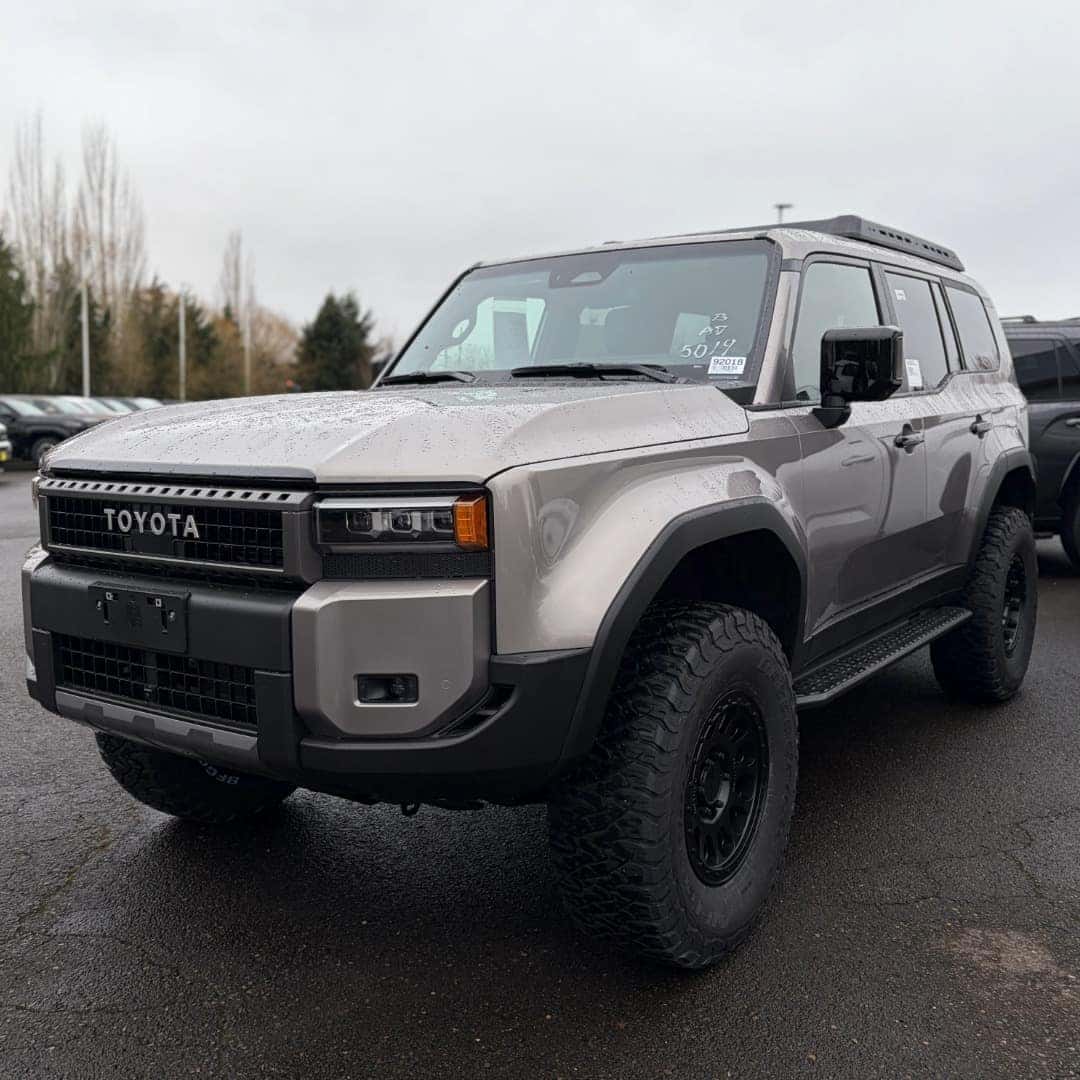 Front view of the Land Cruiser Expedition Build