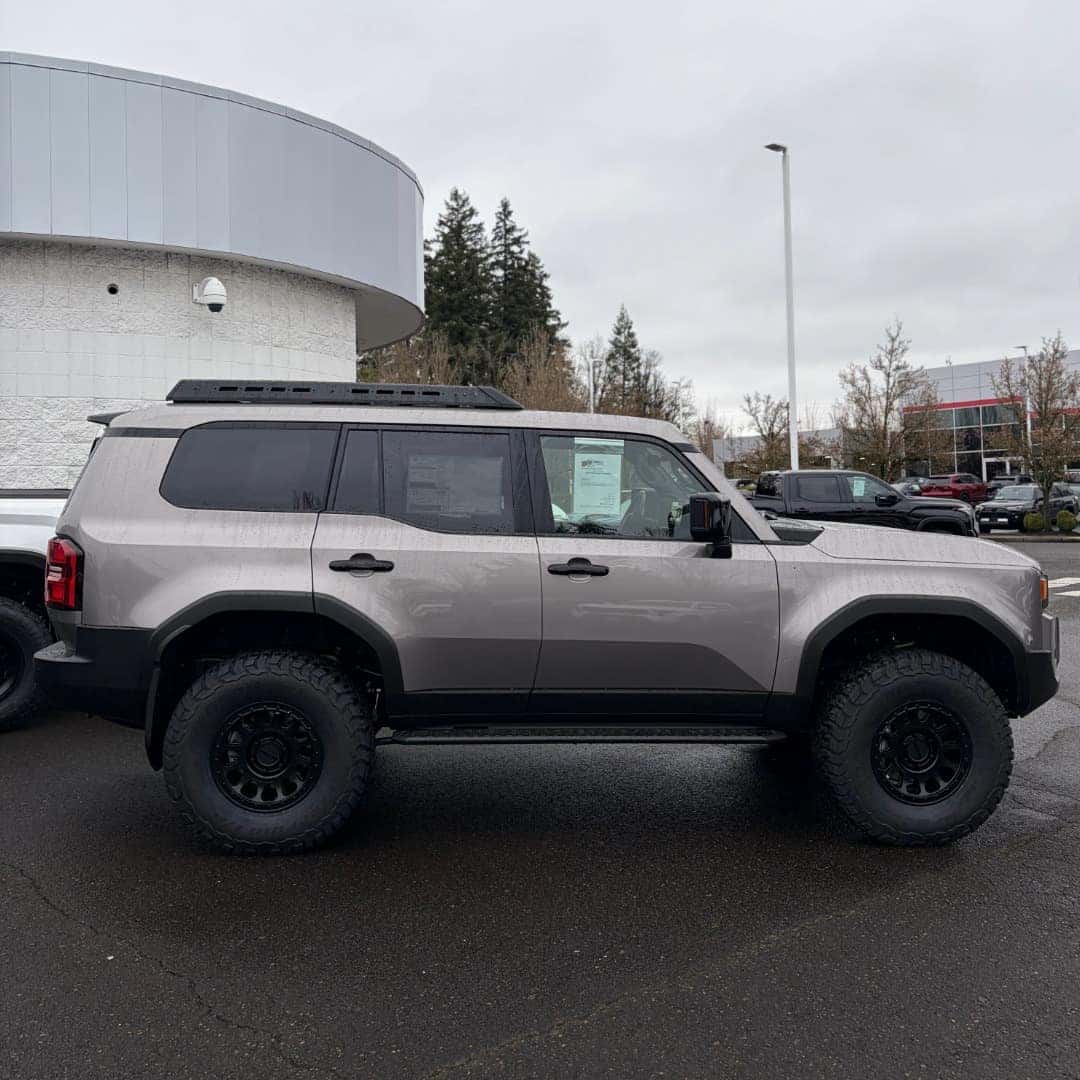 Side view of the Land Cruiser Expedition Build
